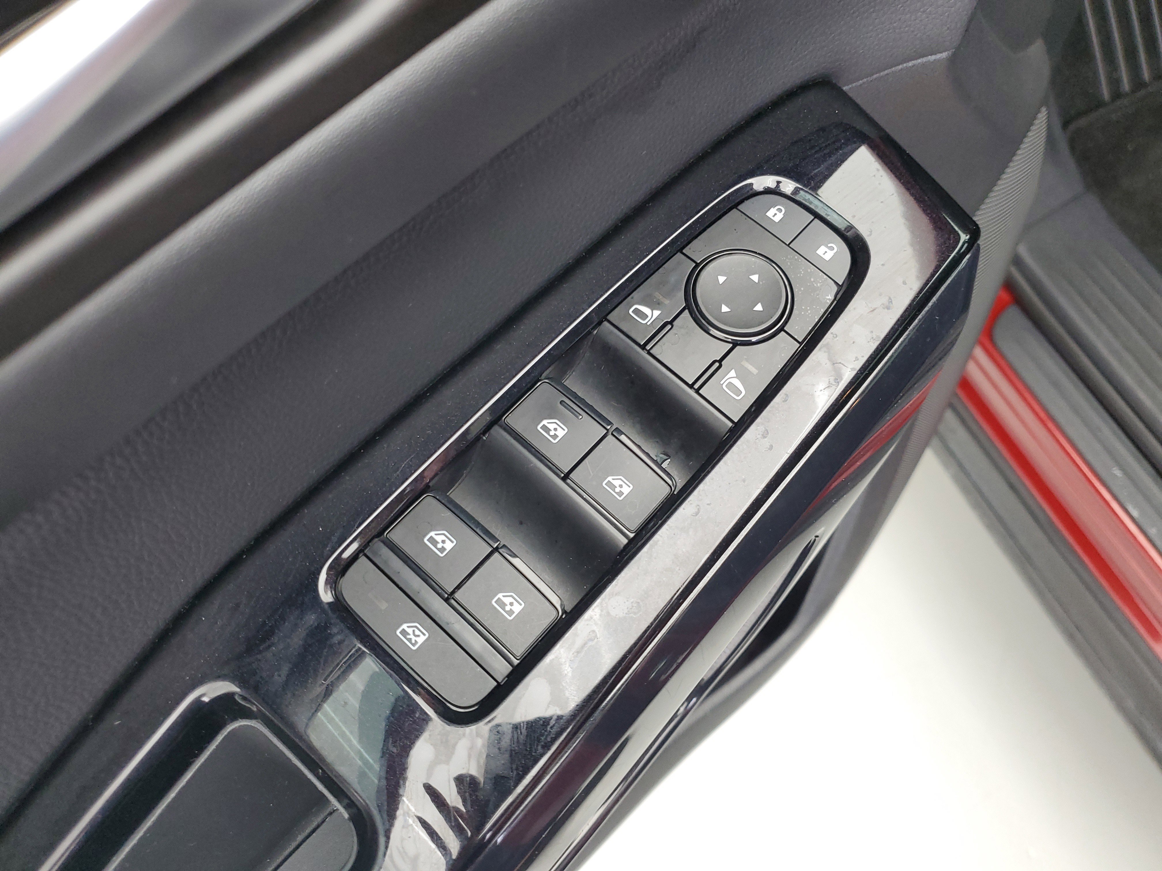 Used 2022 Scarlet Ember Tintcoat Nissan SV image 20