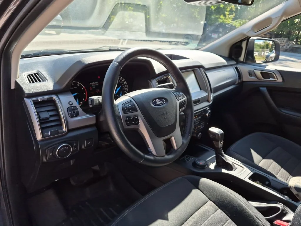Used 2019 Gray Ford XLT image 13