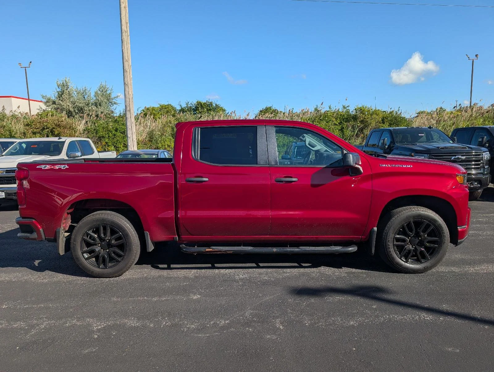 Used 2021 CHERRY RED TINTCOAT Chevrolet Custom image 8