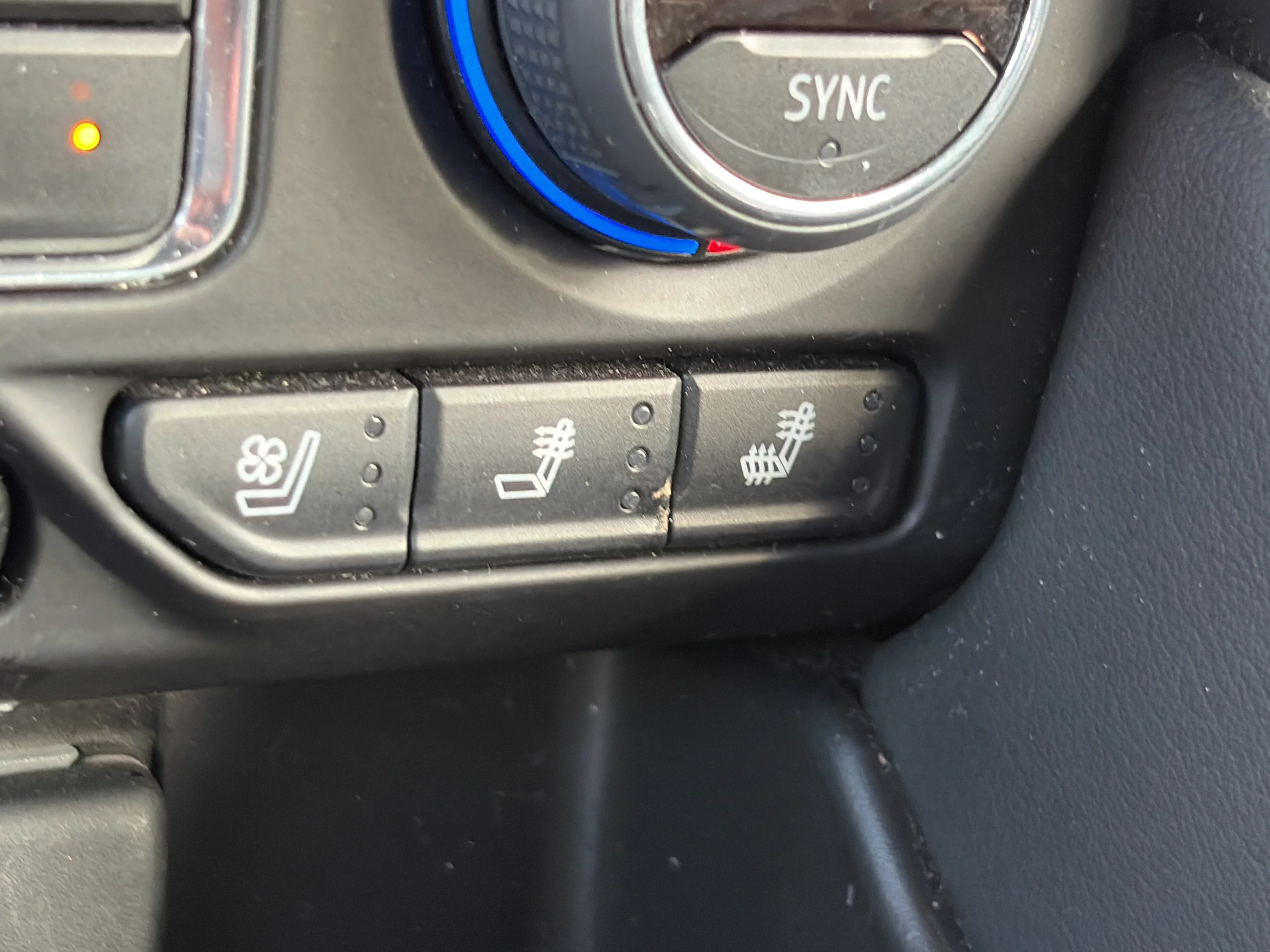 Used 2024 Dark Ash Metallic Chevrolet Premier image 18