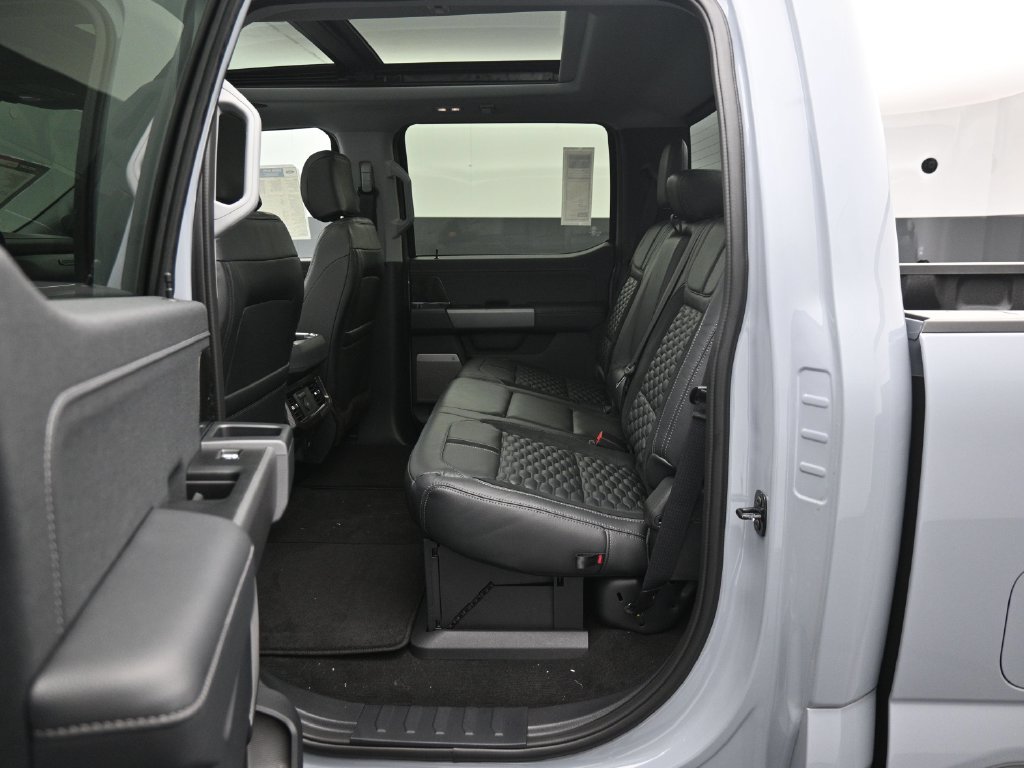 New 2026 Glacier Gray Metallic Tri-Coat Ford Lariat image 21