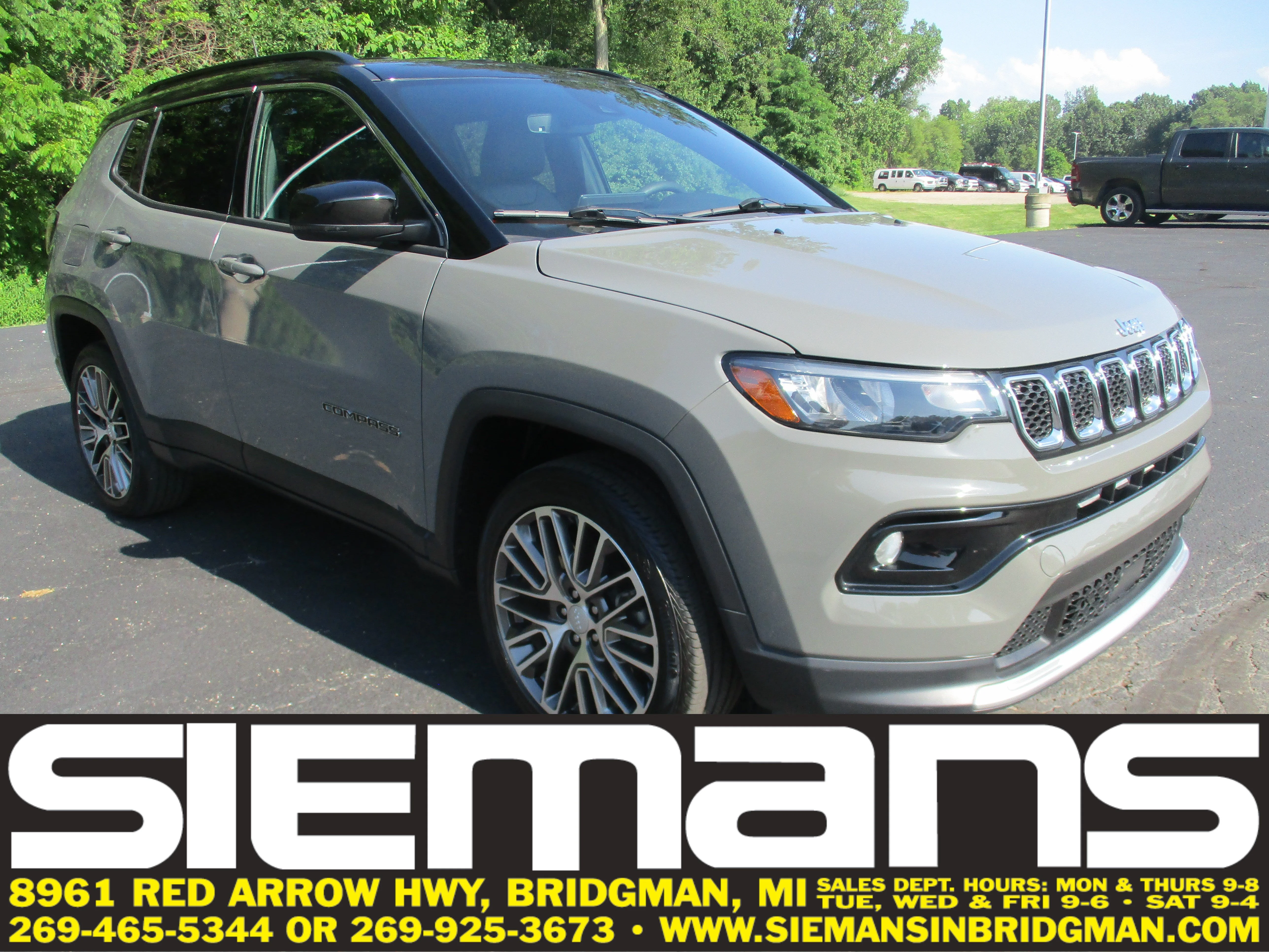 2023 Jeep Compass Limited 4X4's photo