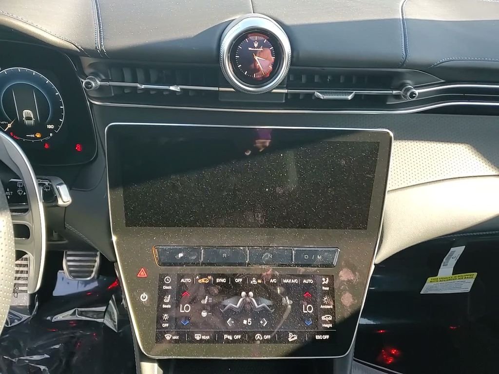 2026 Maserati Grecale Modena V6 - Photo 28