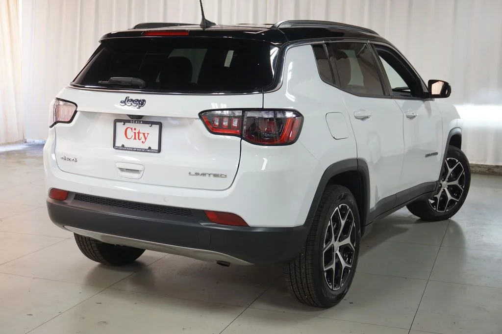 Used 2024 Bright White Clearcoat Jeep Limited image 21