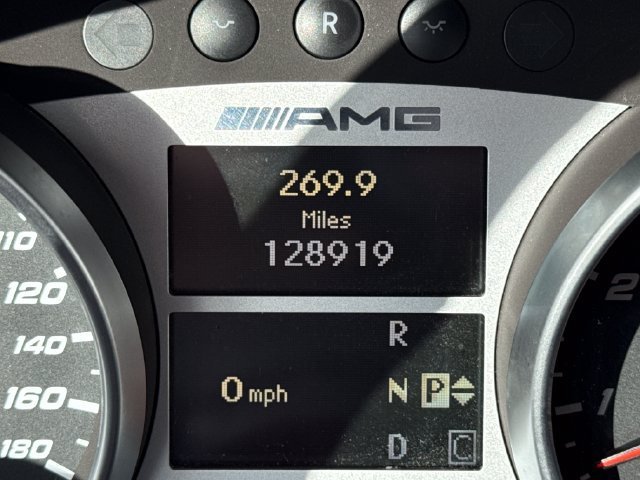 Used 2010 Arctic White Mercedes-Benz ML 63 AMG® image 24