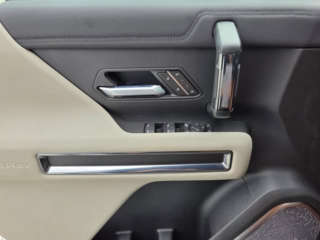 2026 GMC HUMMER EV 2X - Photo 12
