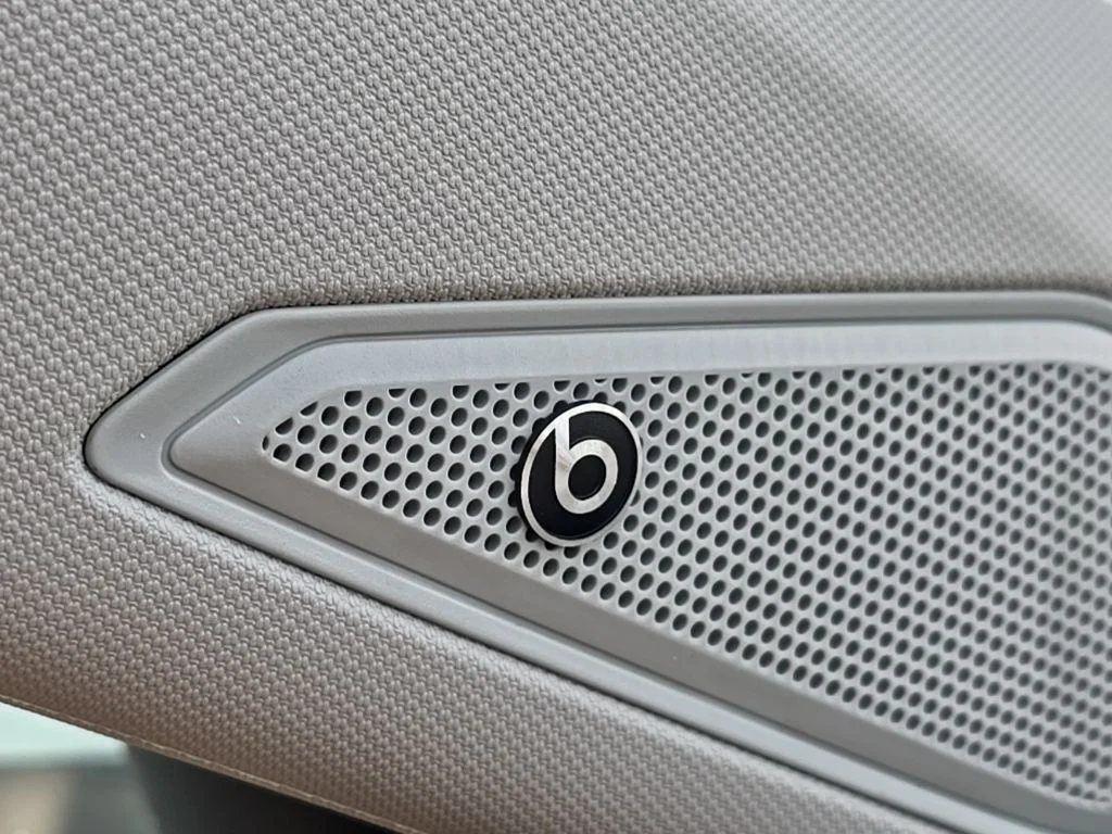 2025 Volkswagen Jetta SEL - Photo 10