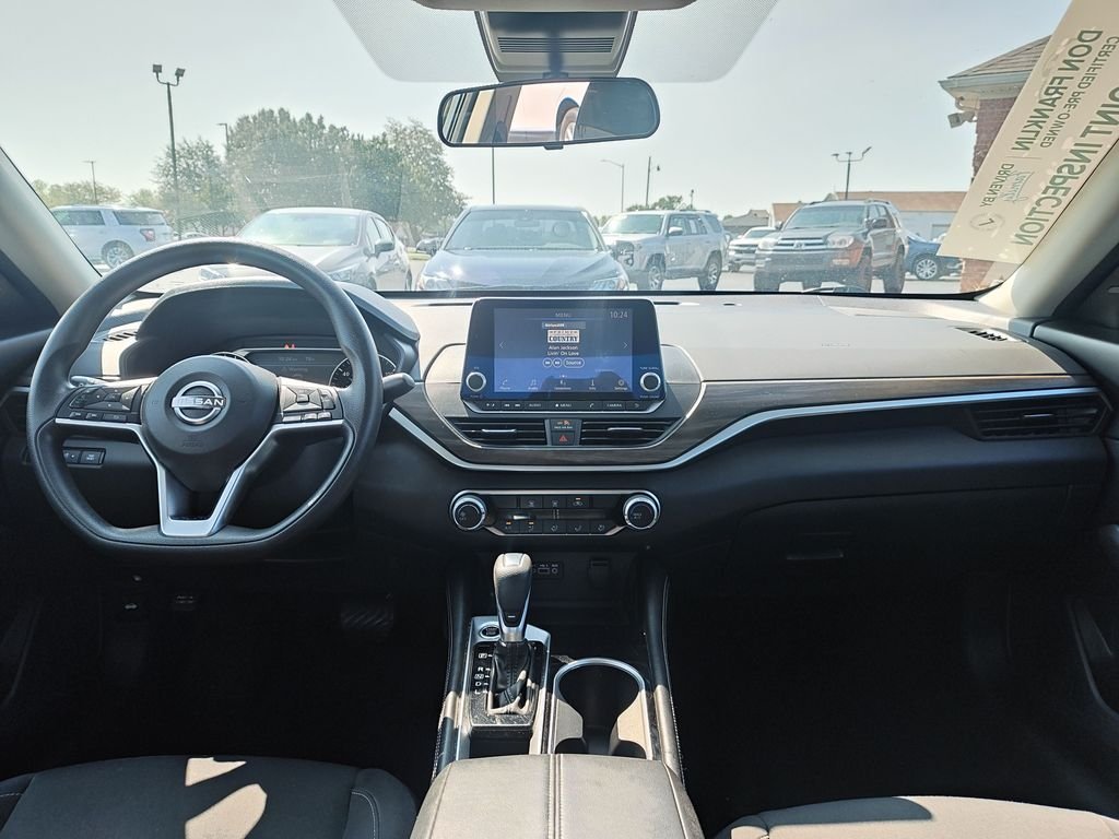 Used 2023 Gray Nissan 2.5 SV image 15