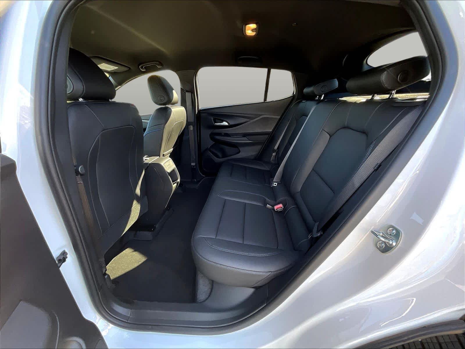 2026 Buick Envista Sport Touring - Photo 24