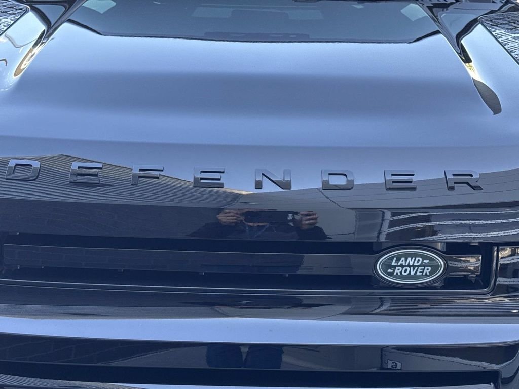 2023 Land Rover Defender X - Photo 9