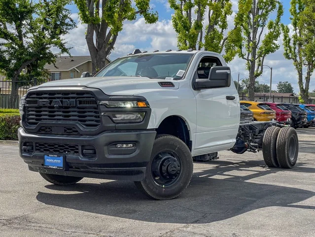 2025 RAM 3500 Chassis Cab Tradesman