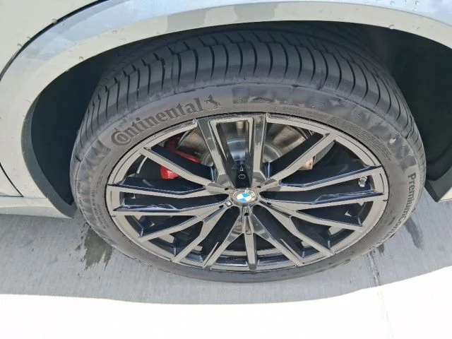 New 2026 Skyscraper Grey Metallic BMW sDrive40i image 19