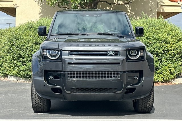 Used 2026 Gray Land Rover S image 8