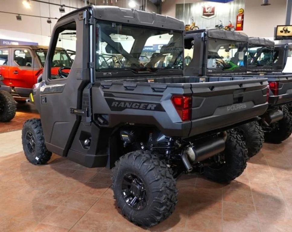 New 2026 GRANITE GRAY Polaris CAB image 2