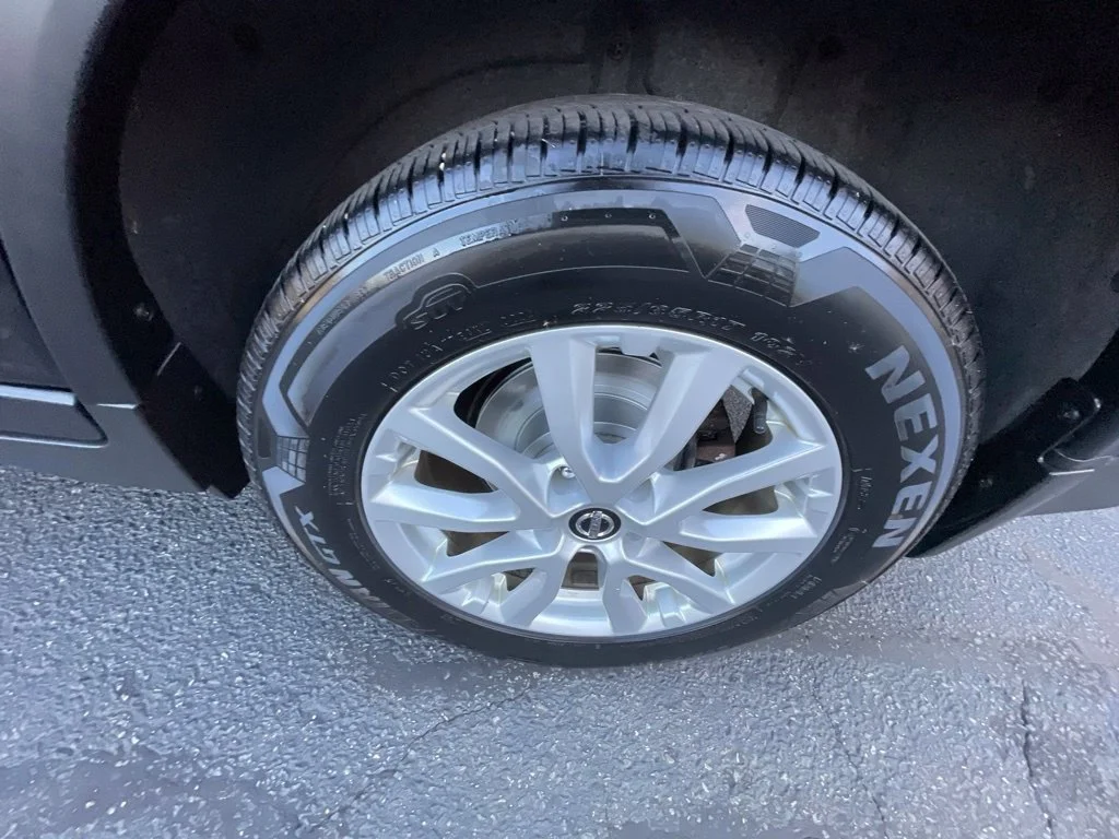 Certified Used 2018  Nissan SV image 30