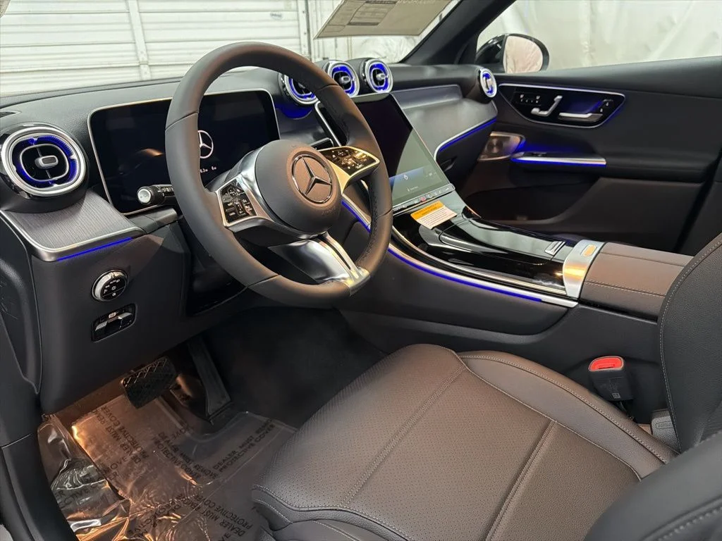 Used 2026 Black Mercedes-Benz GLC 300 image 11