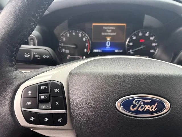 Used 2022 Gray Ford XLT image 36