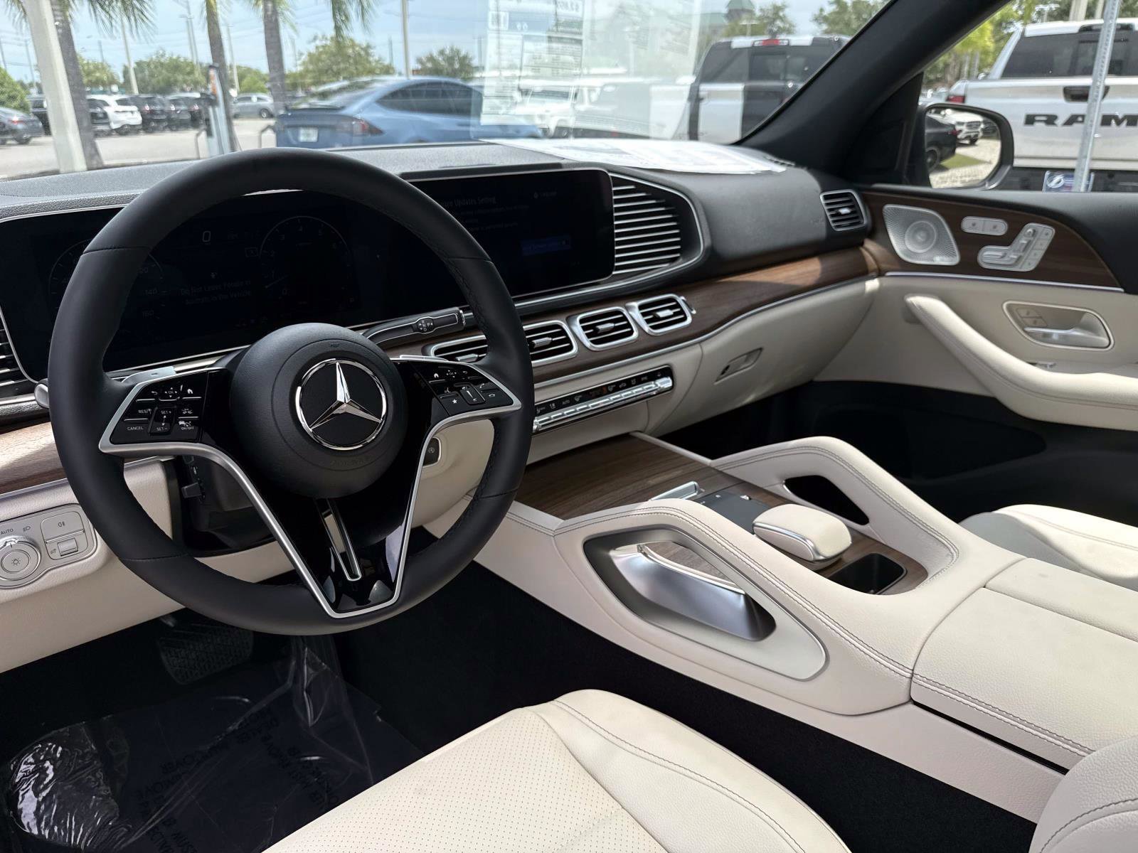 New 2026 Alpine Mercedes-Benz 350 4MATIC® SUV image 16
