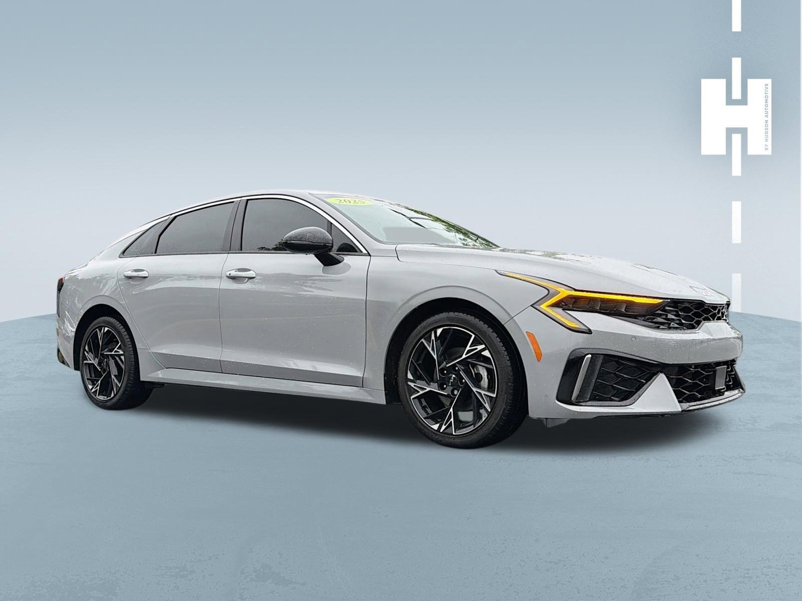 2025 Kia Optima GT-Line FWD's photo