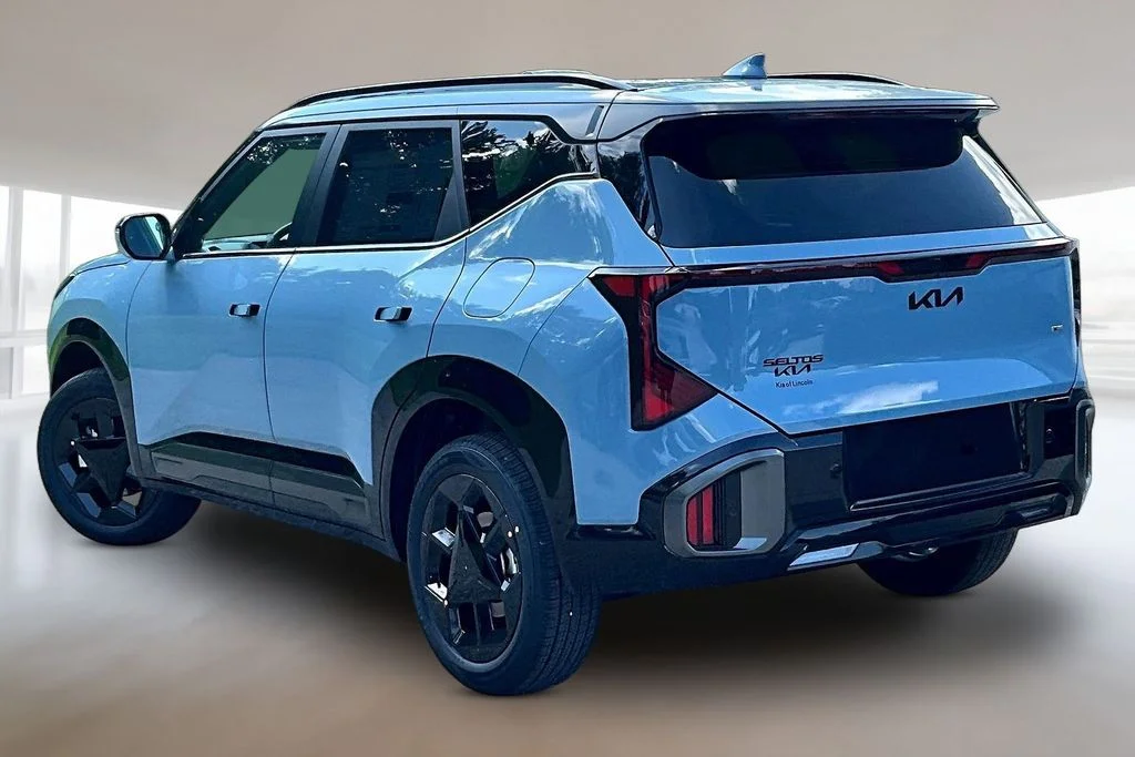 New 2027 Frost Blue Kia X-Line S image 3