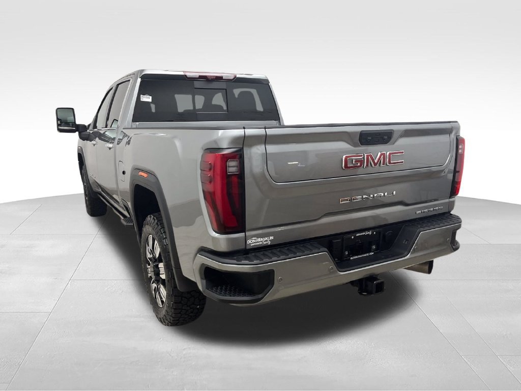 Used 2025 Silver GMC Denali image 3