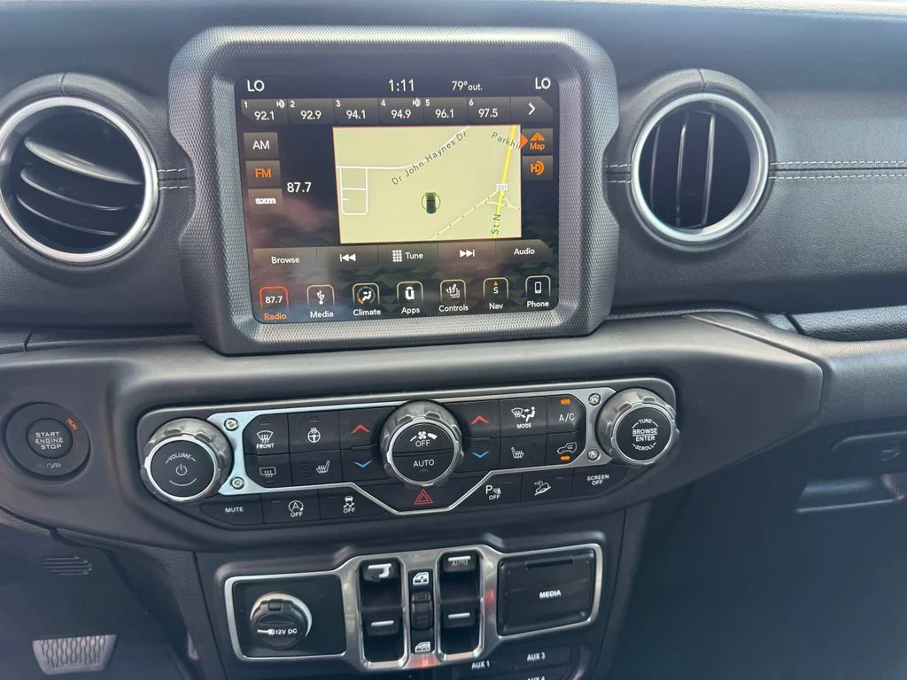 Used 2018 Black Jeep Unlimited Sahara image 11
