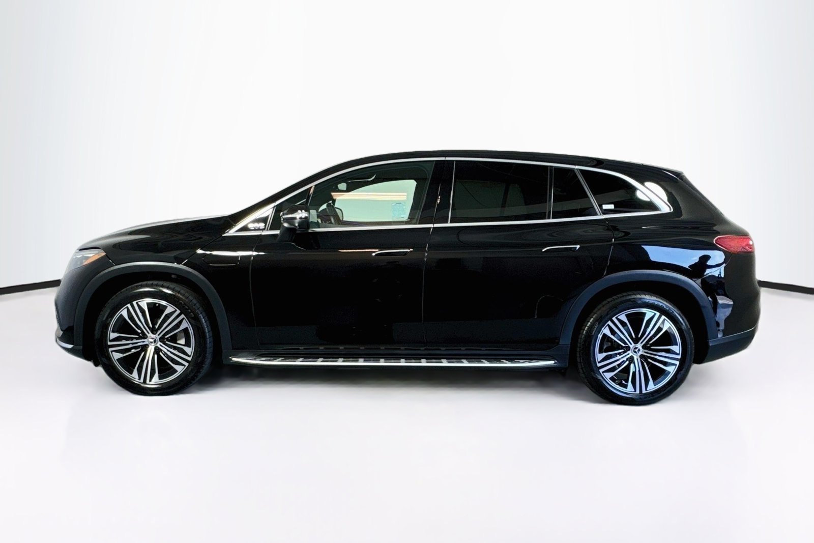 Certified Used 2023 Obsidian Black Metallic Mercedes-Benz EQS 450+ image 8