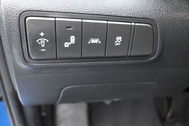 Used 2020 Blue Hyundai Value image 21