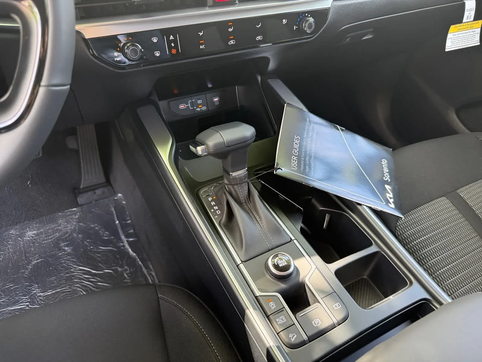 New 2026 Glacial White Pearl Kia LX image 18