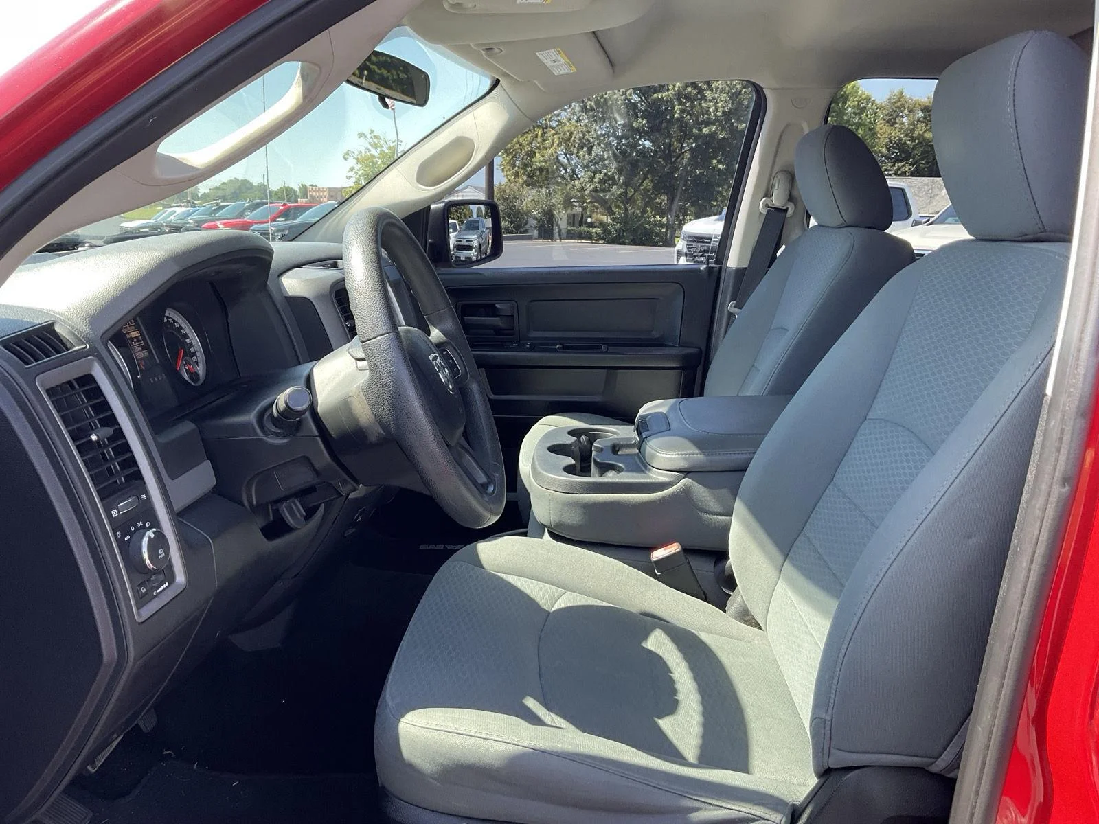 Used 2014 Flame Red Clearcoat Ram Express image 9