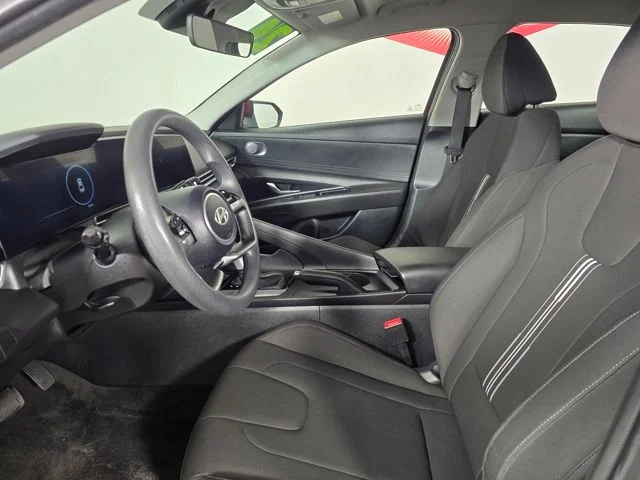 Used 2024 Red Hyundai SEL image 14