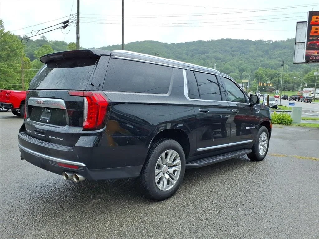 Used 2024 Black GMC Denali image 9