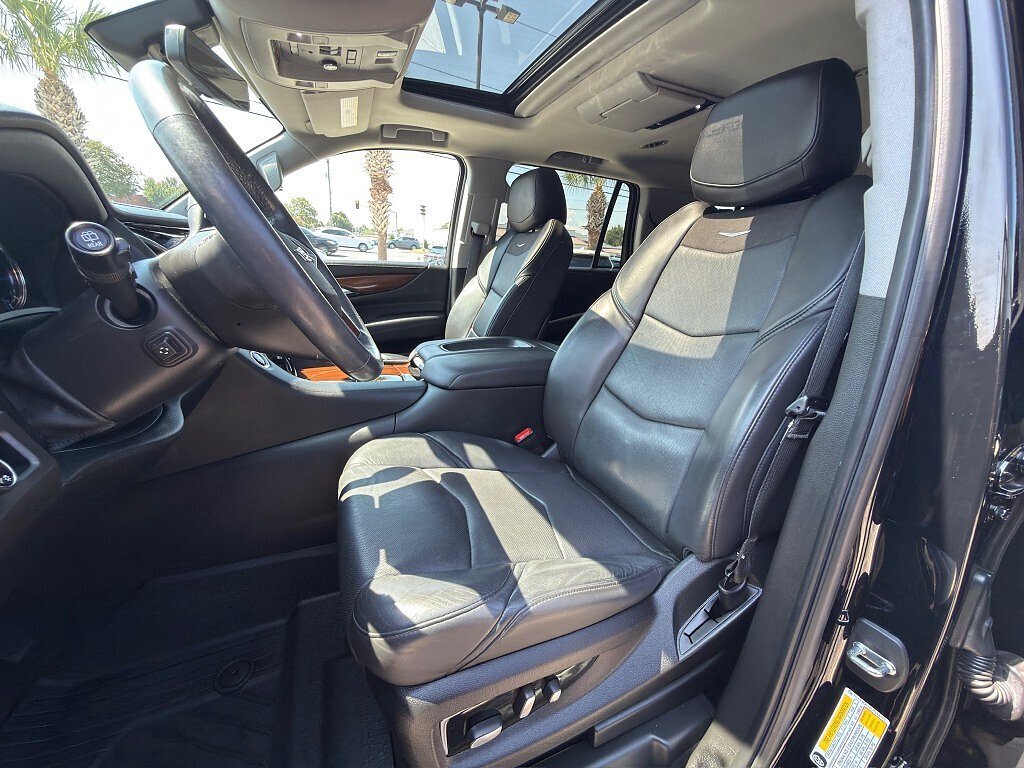 Used 2020 Black Raven Cadillac Premium Luxury image 11