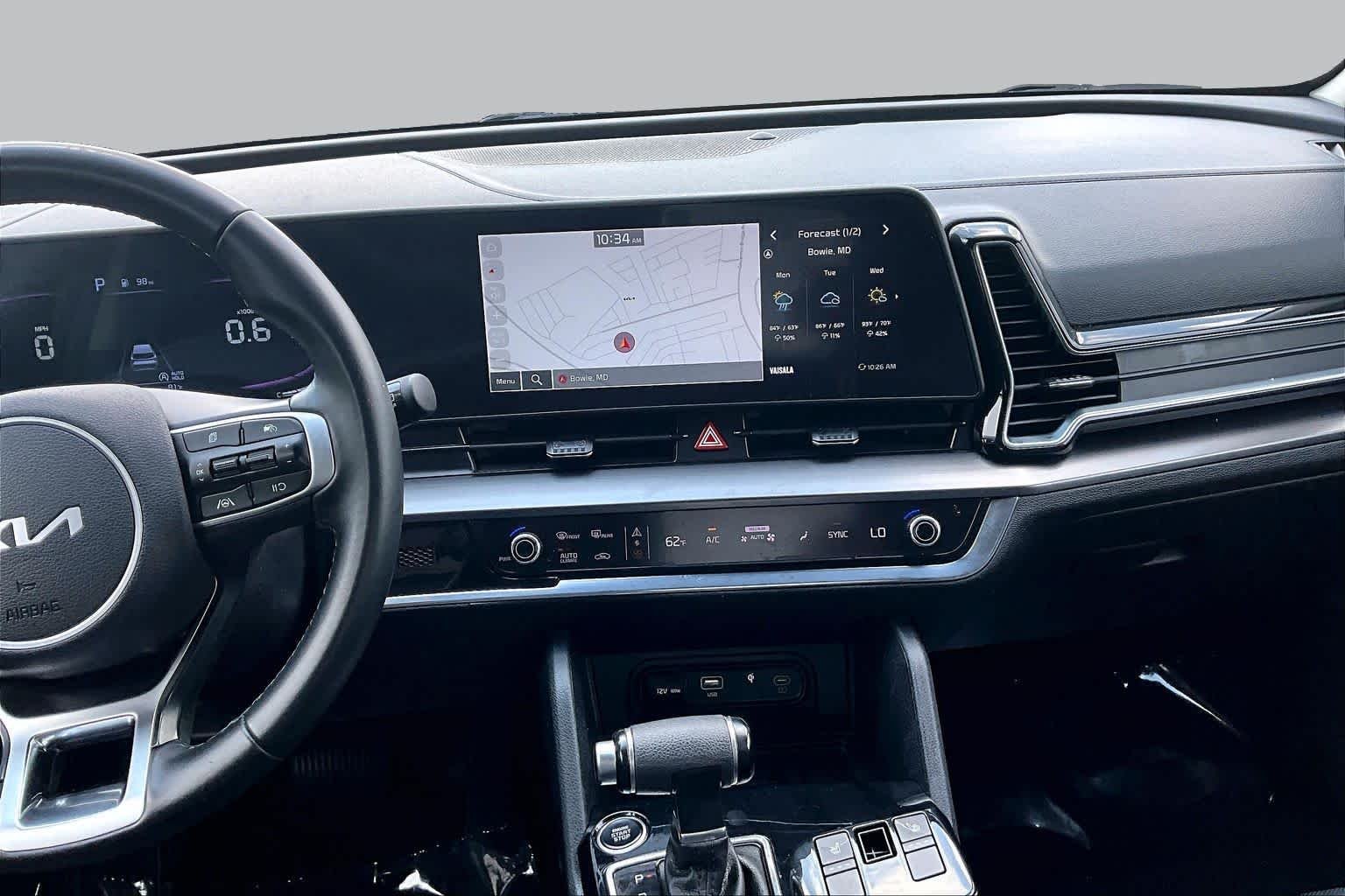 Used 2024 Everlasting Silver Kia EX image 7