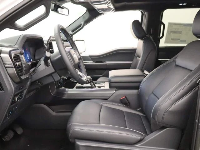 New 2026 Star White Metallic Tri-Coat Ford Lariat® image 33