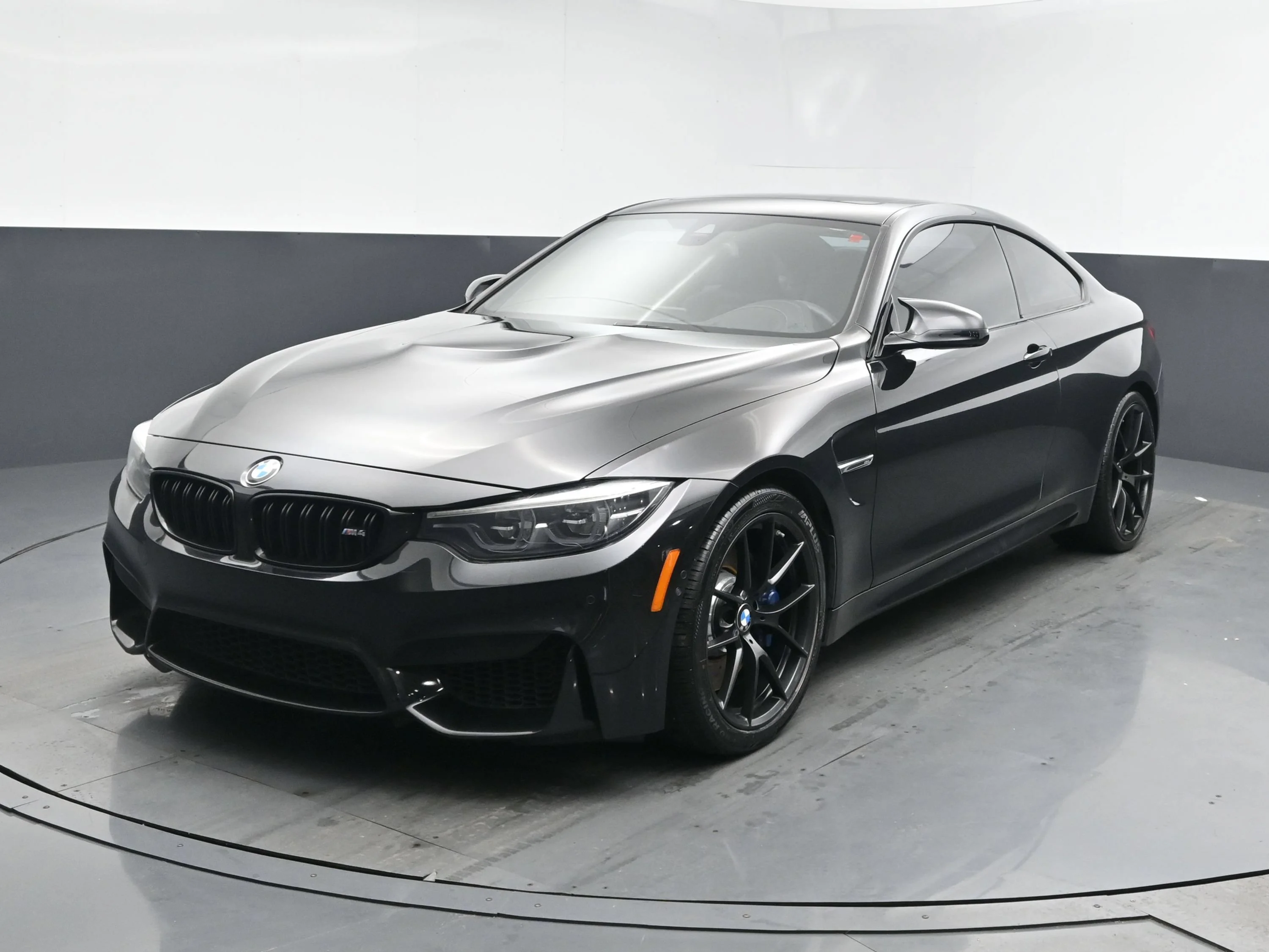 2018 BMW M4 -'s photo