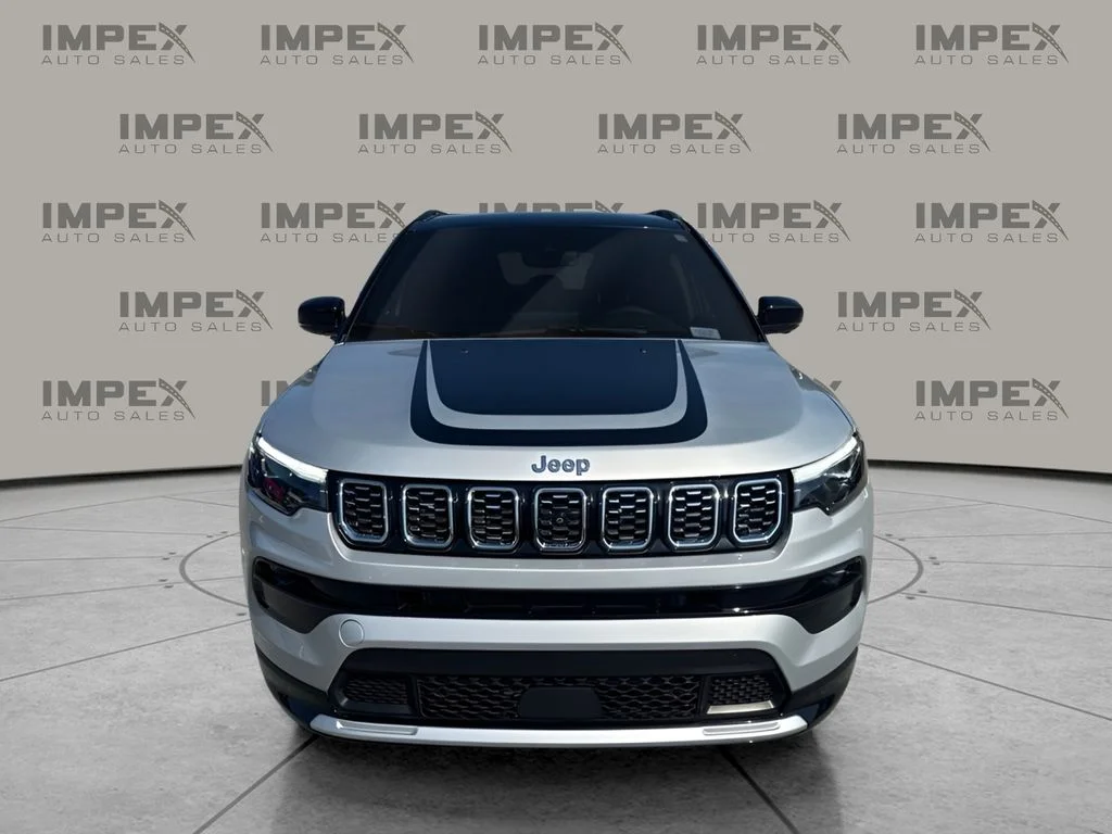 Used 2025 Silver Jeep Limited image 8