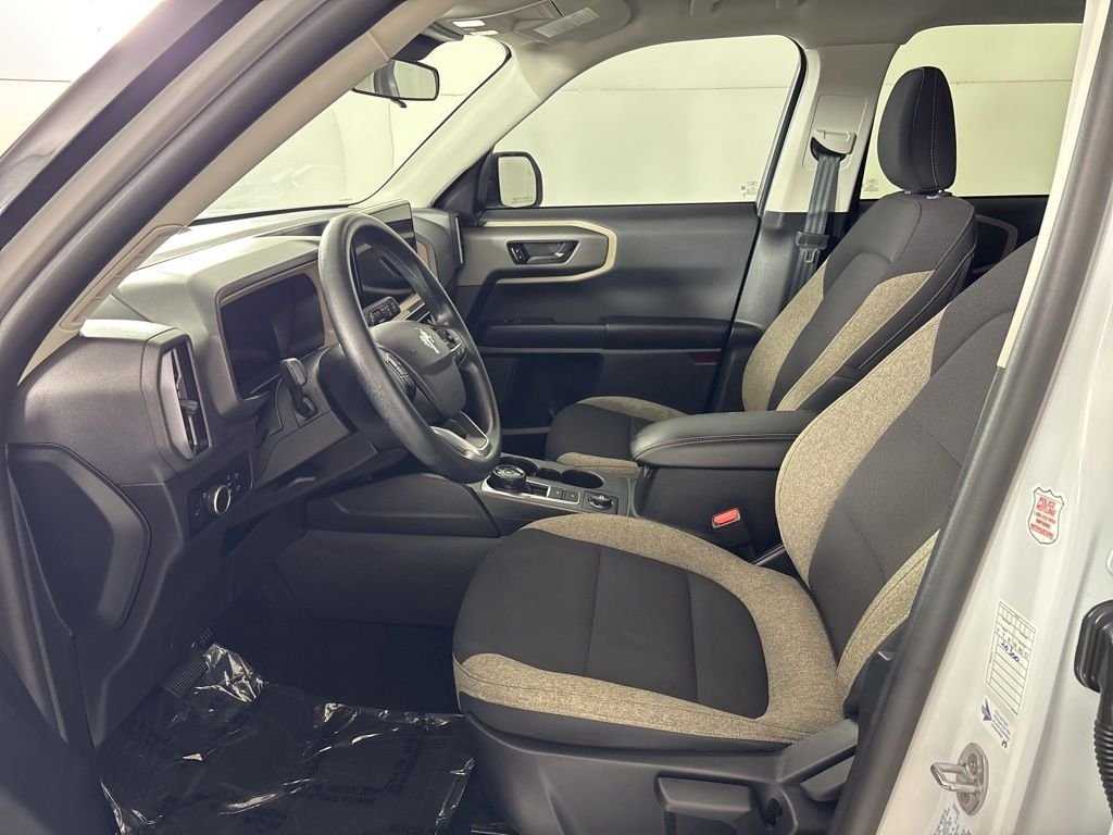 Used 2025 White Ford Big Bend image 28