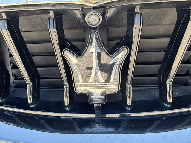 Used 2022 Nero Ribelle Metallic Maserati Modena ~ RARE Fuoriserie Zegna Pelletessuta !!!!! image 12
