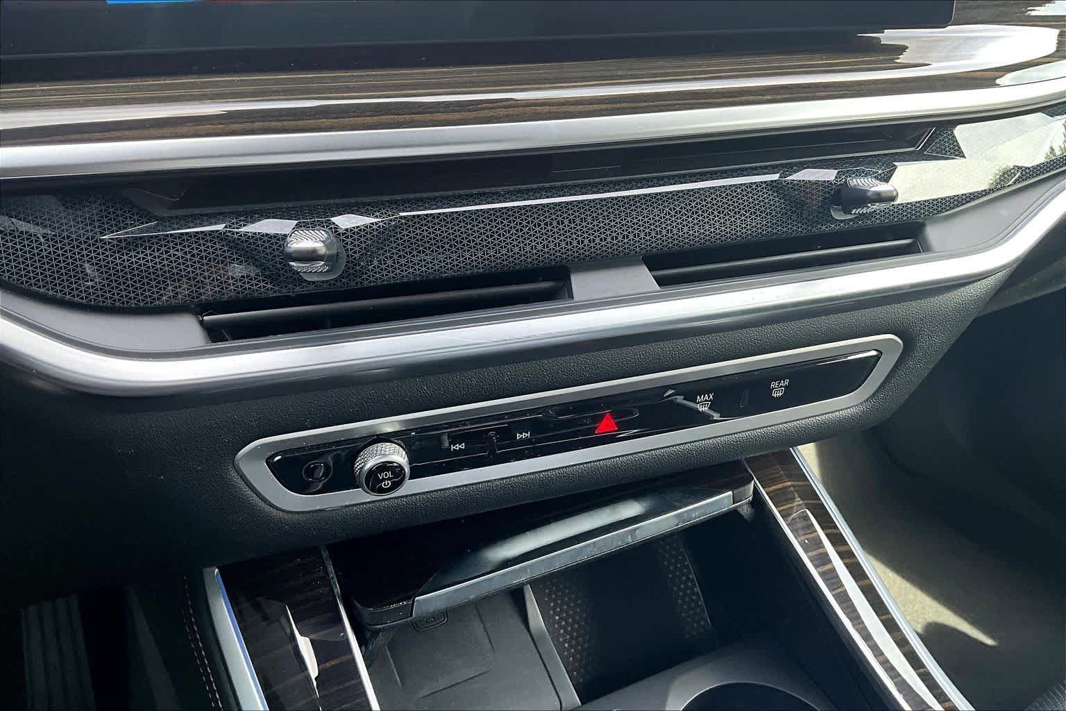 2024 BMW X5 50e - Photo 38