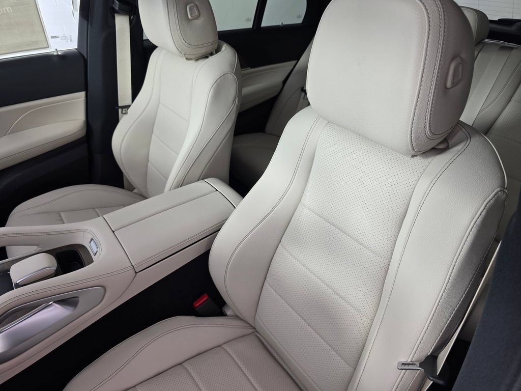 New 2026 Polar White Mercedes-Benz GLE 350 image 23
