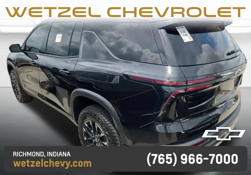 Used 2025 Black Chevrolet Z71 image 2