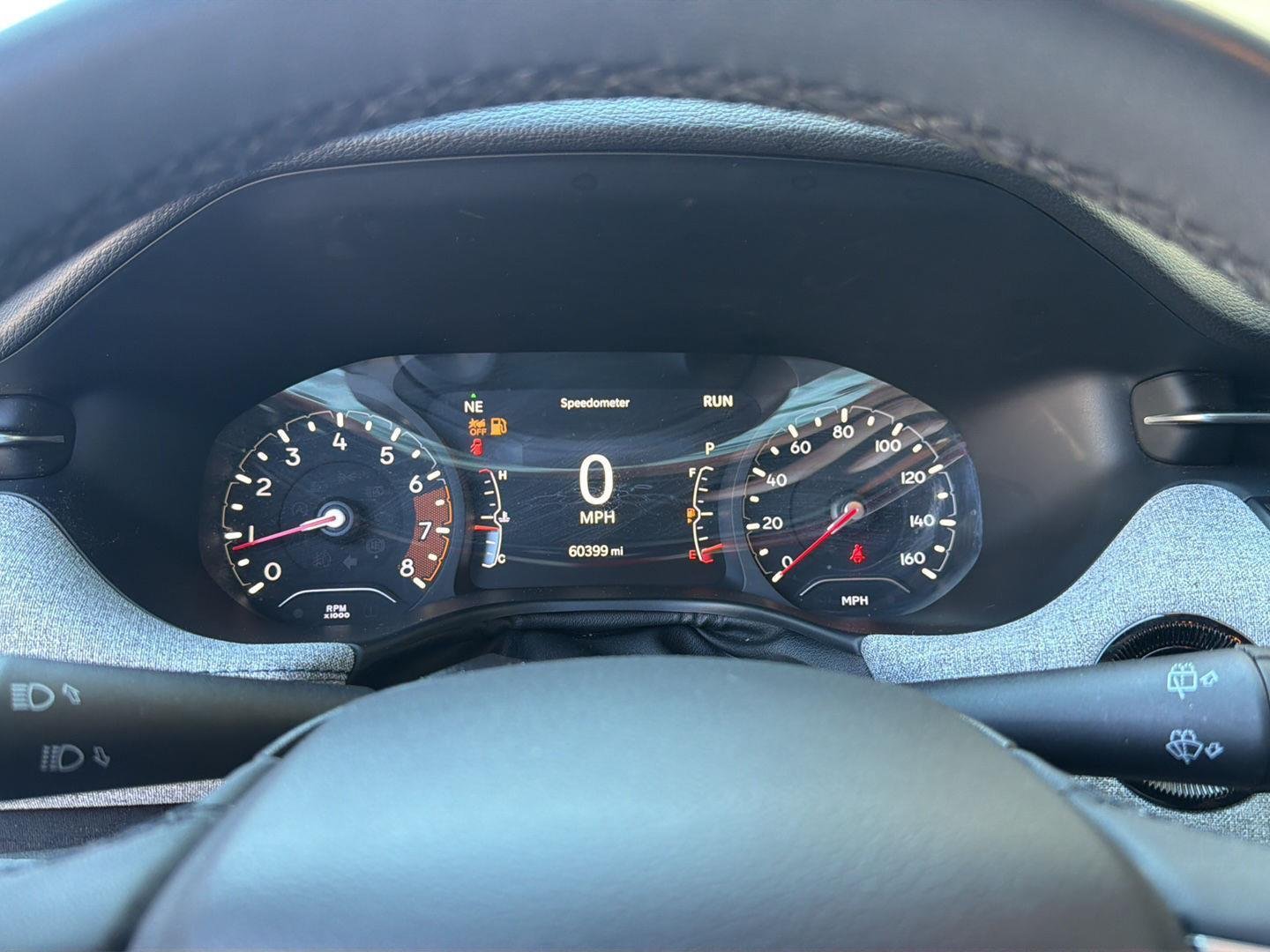 Used 2024  Jeep Latitude image 22