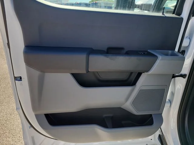 New 2026 Oxford White Ford XL image 12