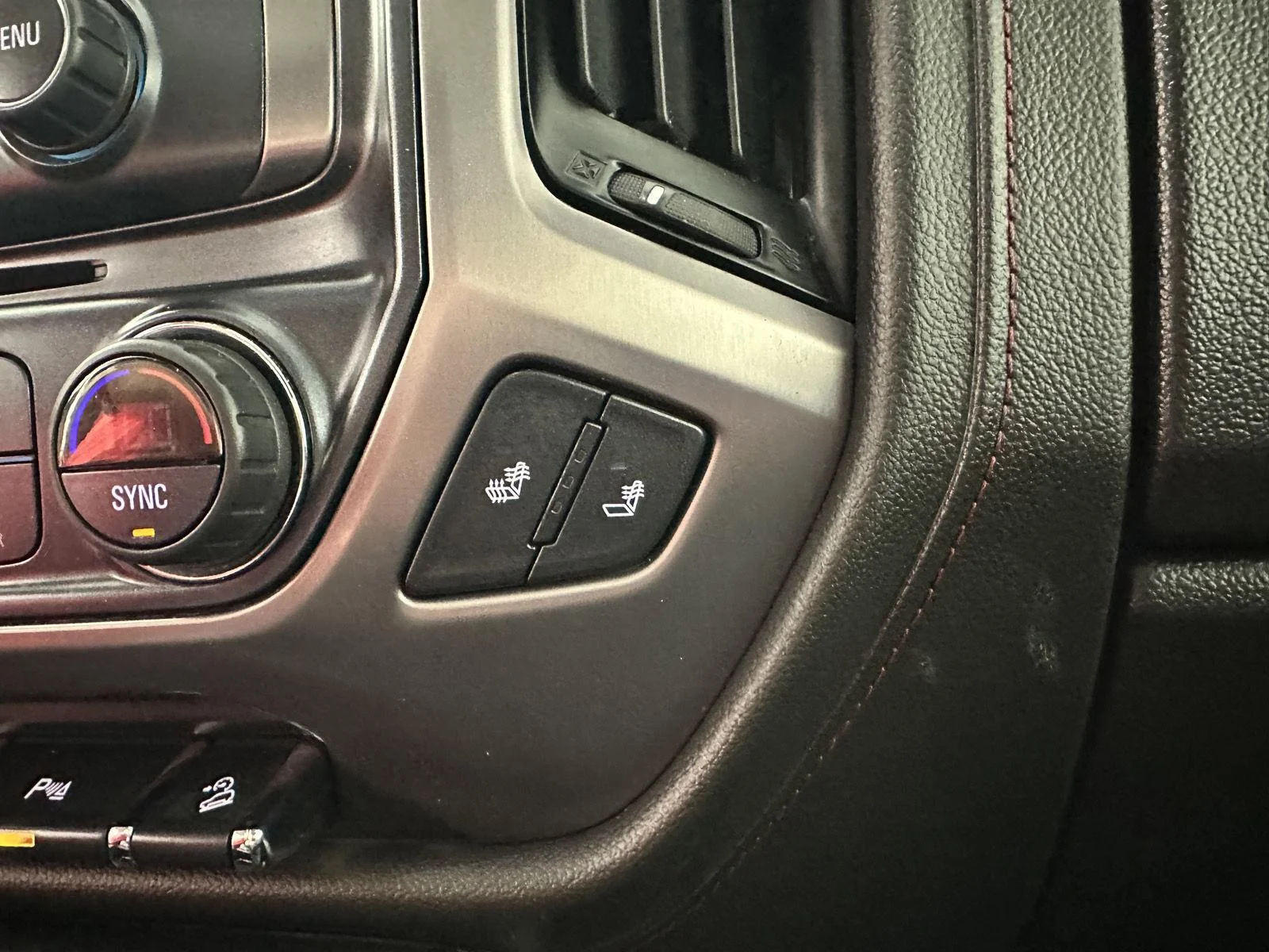 Used 2018 Summit White GMC SLT image 12