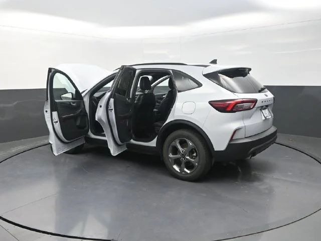 Used 2025 Silver Ford ST-Line Select image 35