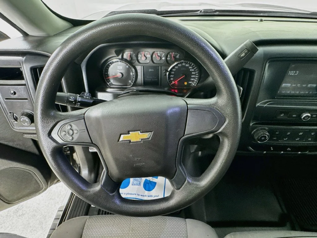 Used 2018 Black Chevrolet Custom image 12