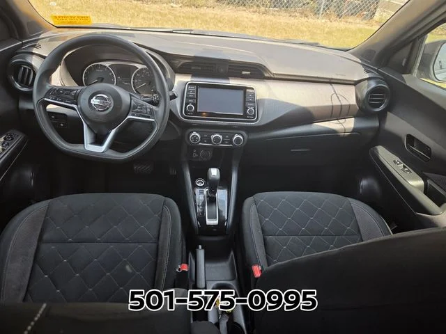 Used 2020 Gray Nissan S image 11