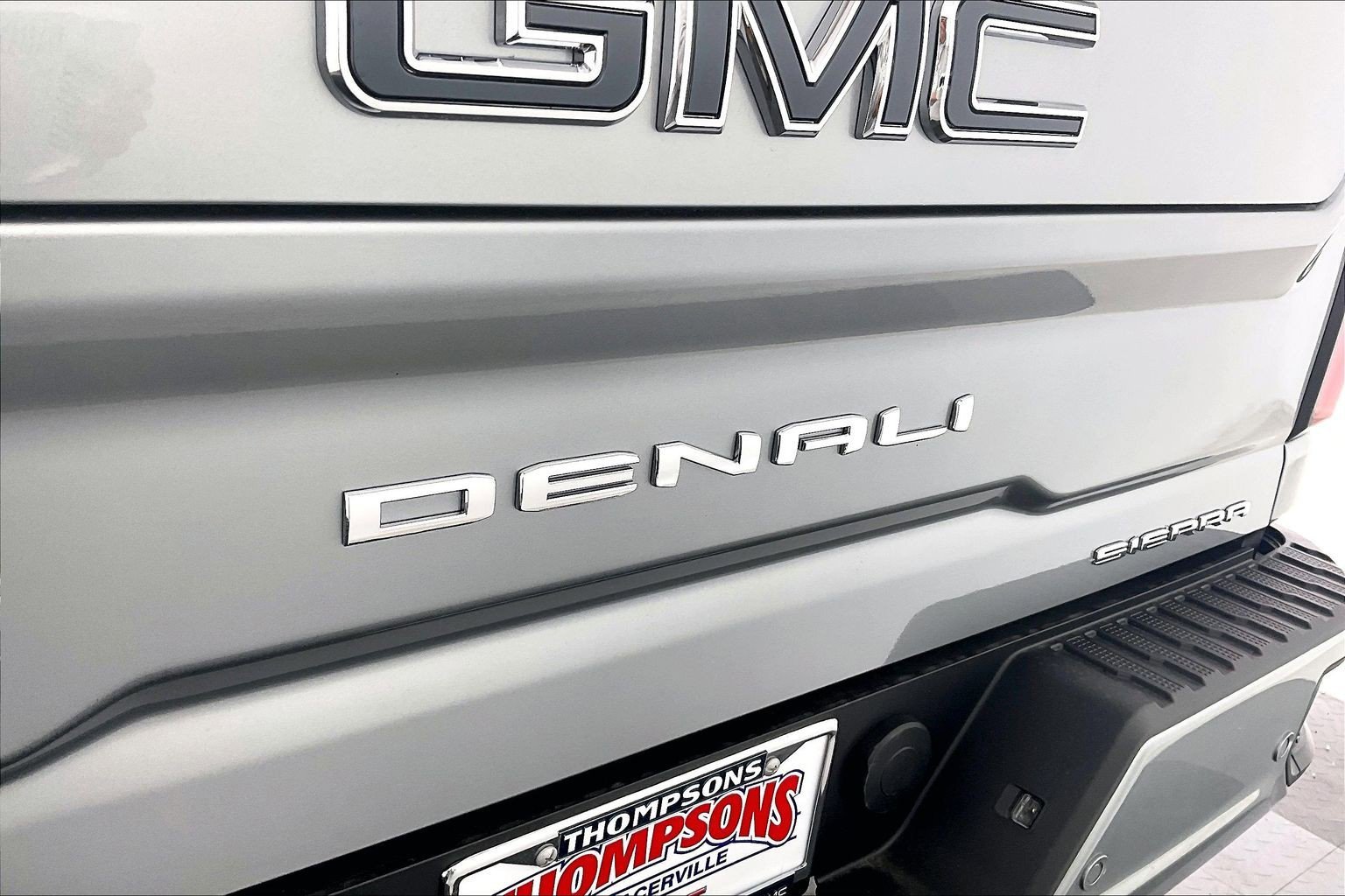 2026 GMC Sierra 2500HD Denali Ultimate - Photo 17