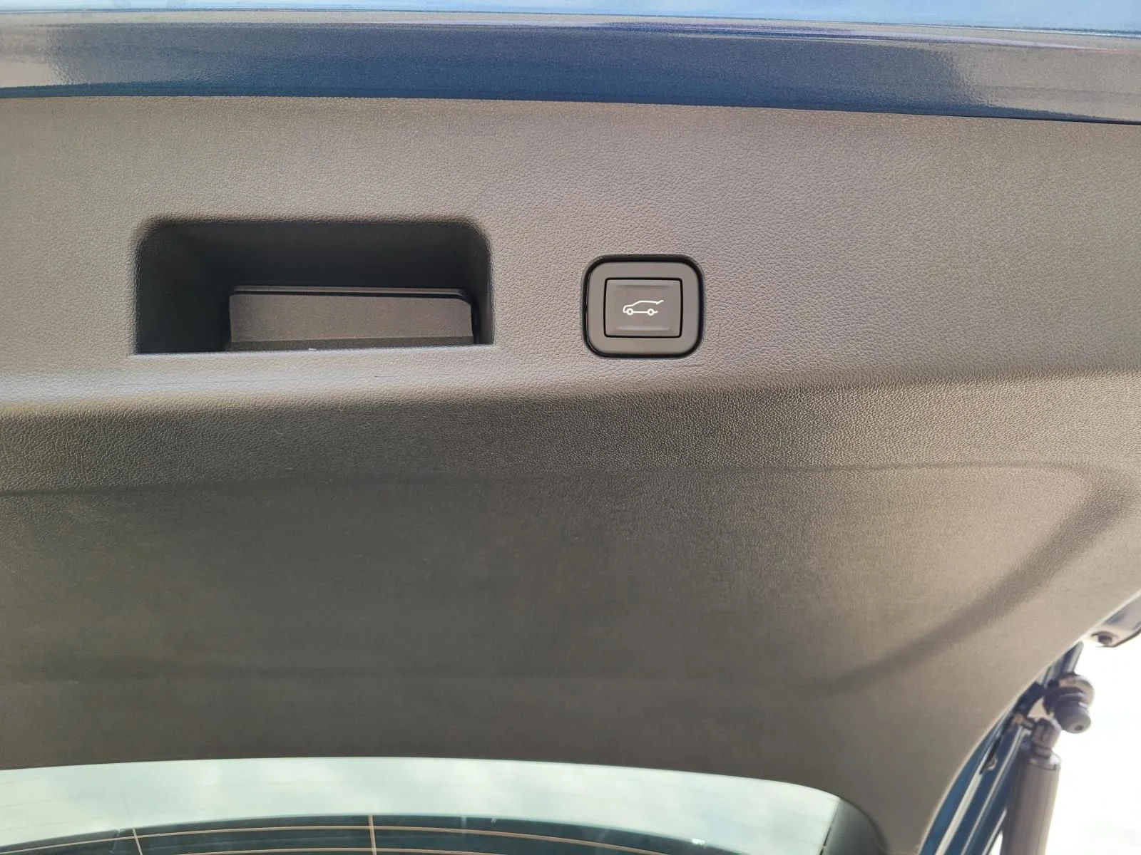 New 2026 Lakeshore Blue Metallic Chevrolet LT image 8